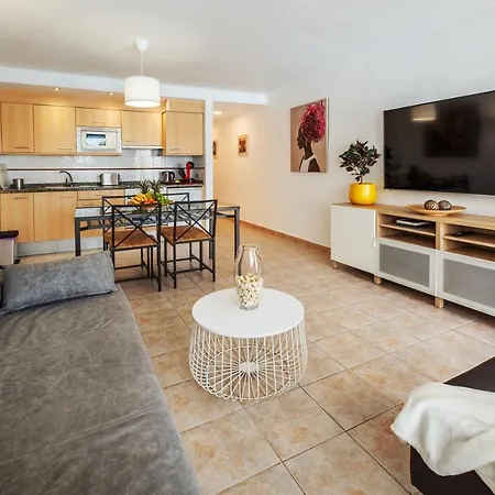 Lanzahost Casa Marta アパート