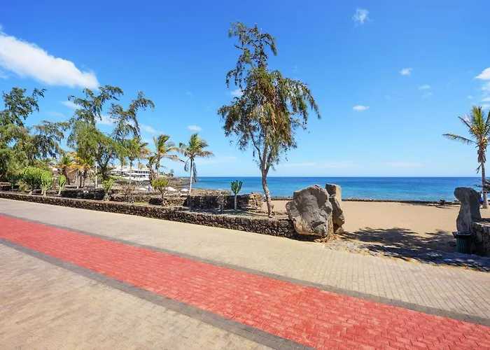 Lanzahost Casa Marta 科斯塔特吉塞